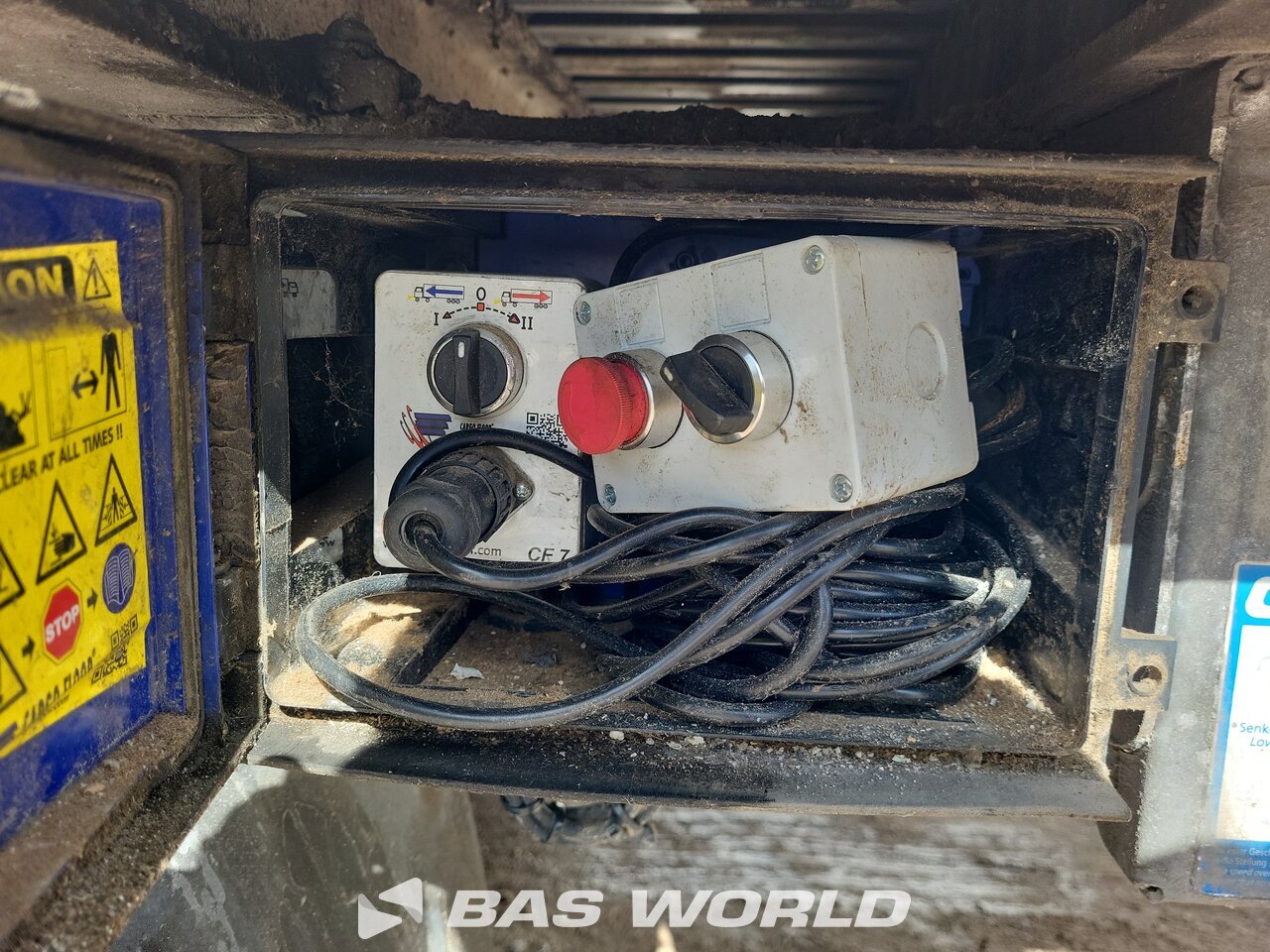 Other : H&W Piso movil