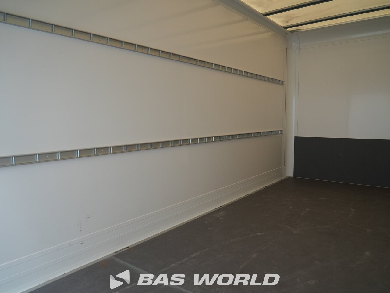 Other : Iveco Daily 35S21 Box body