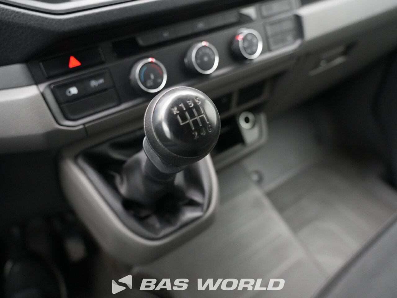 Other : Volkswagen Crafter 140pk Kastenwagen