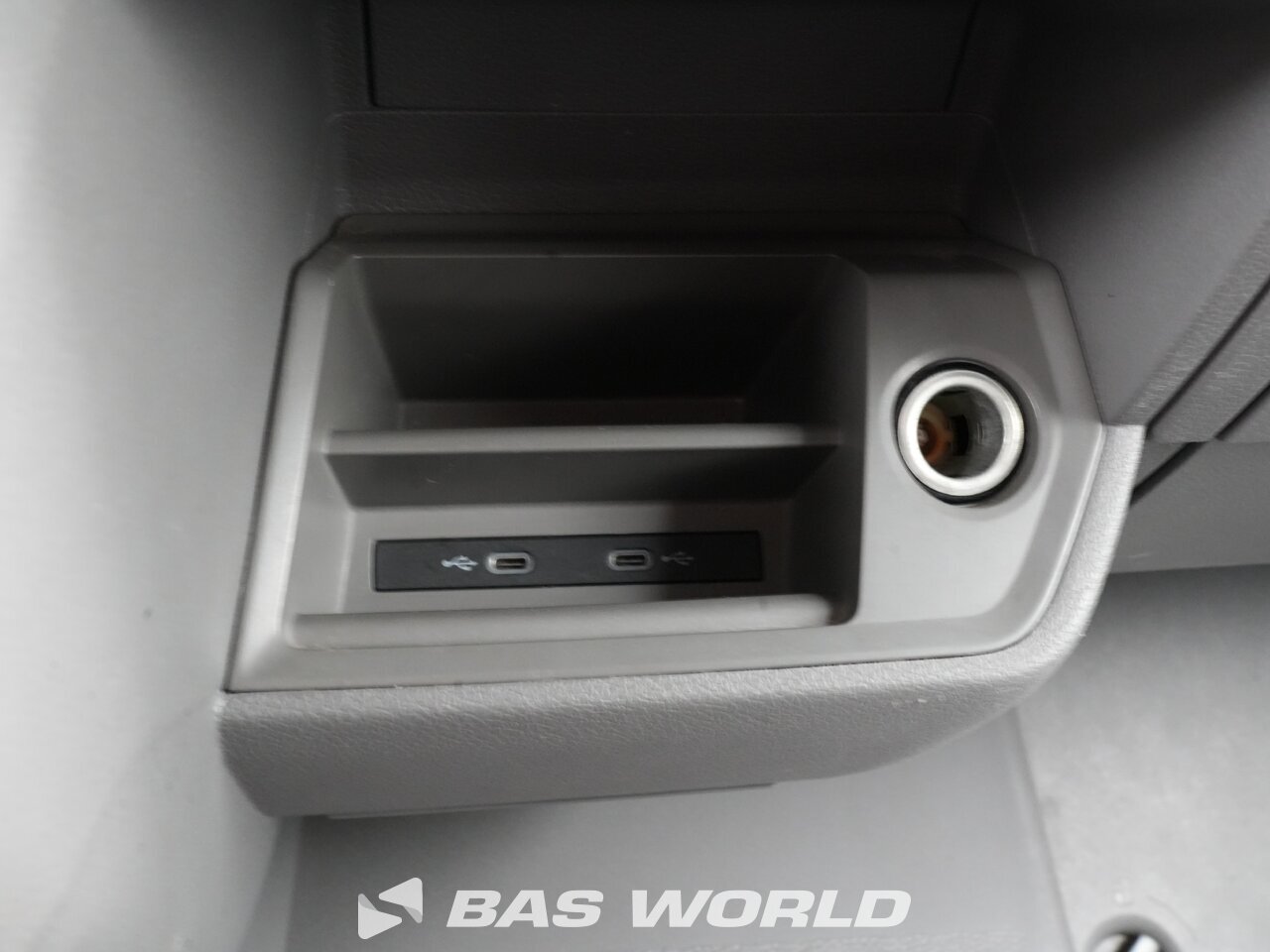 Other : MAN TGE 3.140 Closed box van