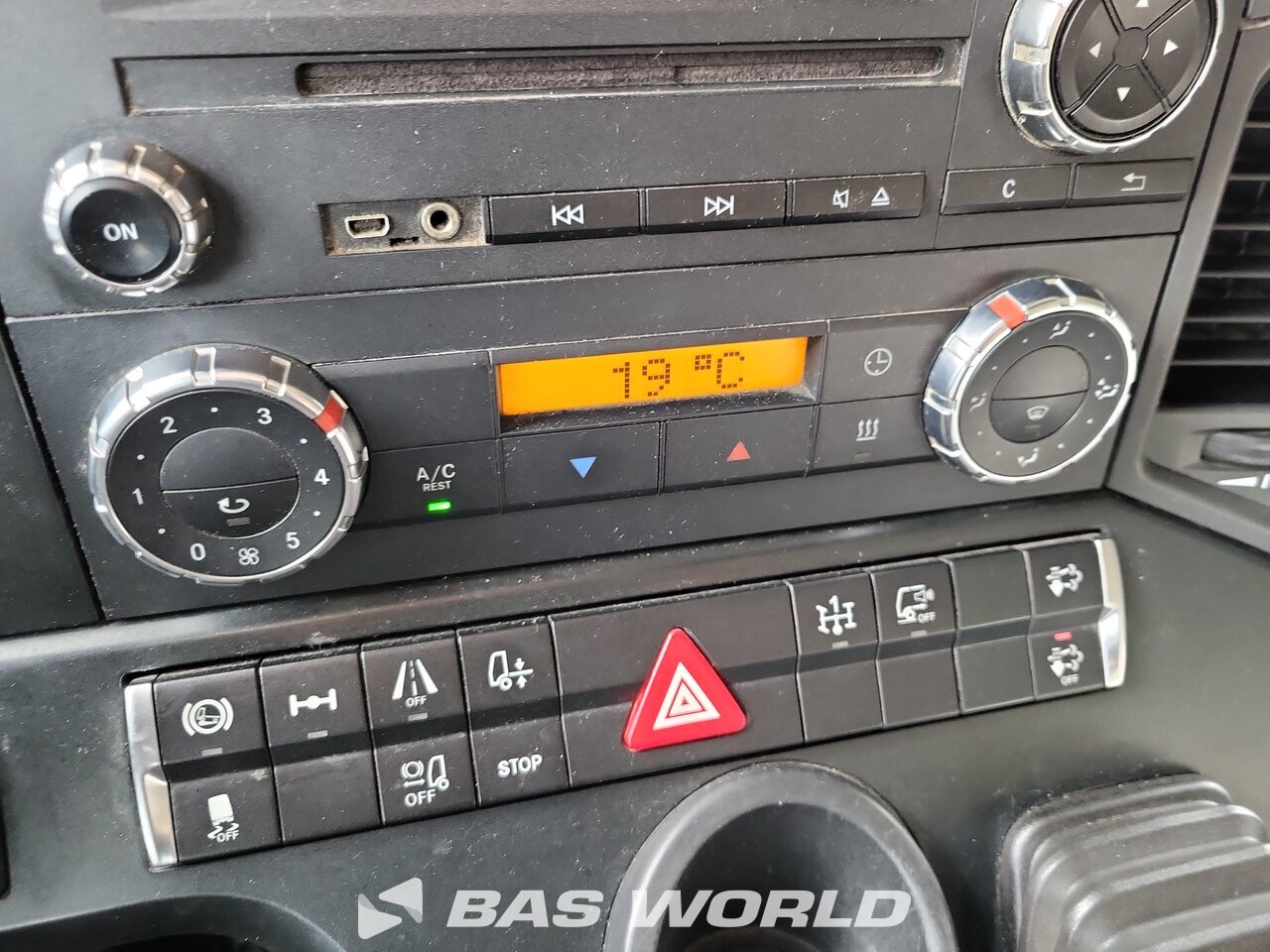Other : Mercedes Actros 1843 Tractor