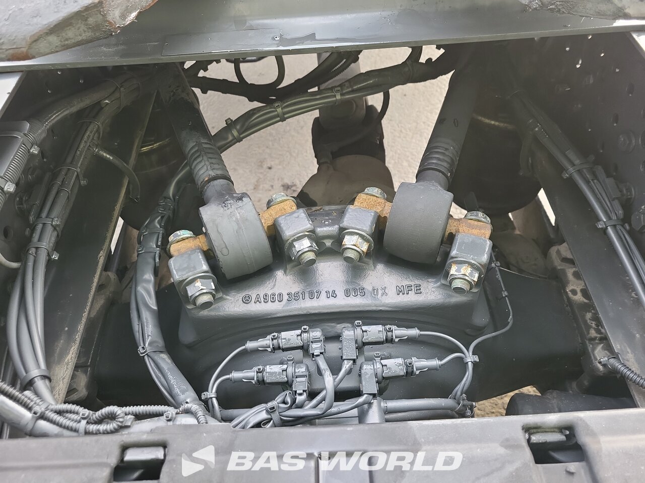 Other : Mercedes Actros 1843 Cap tractor