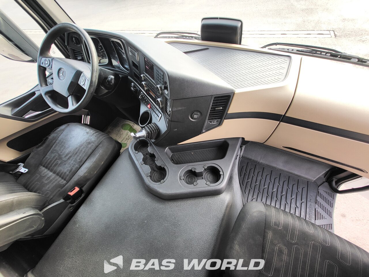Other : Mercedes Actros 1843 Cap tractor