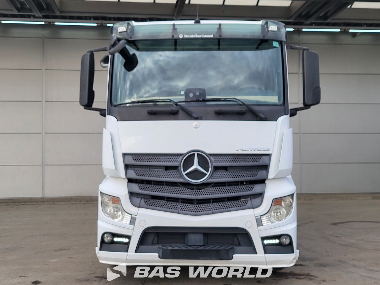 Other : Mercedes Actros 1843 Cap tractor