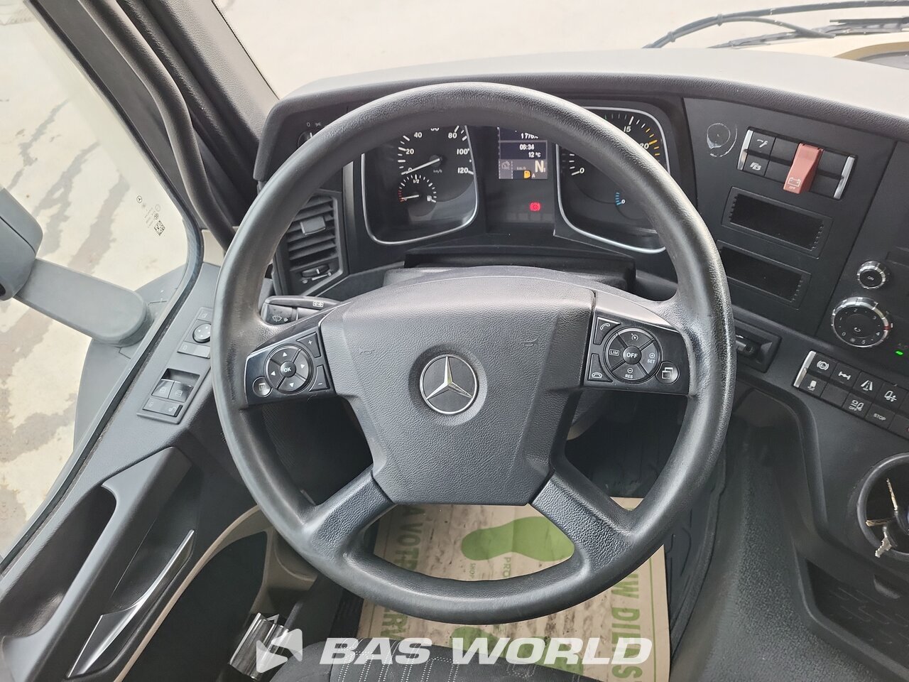 Other : Mercedes Actros 1843 Cap tractor