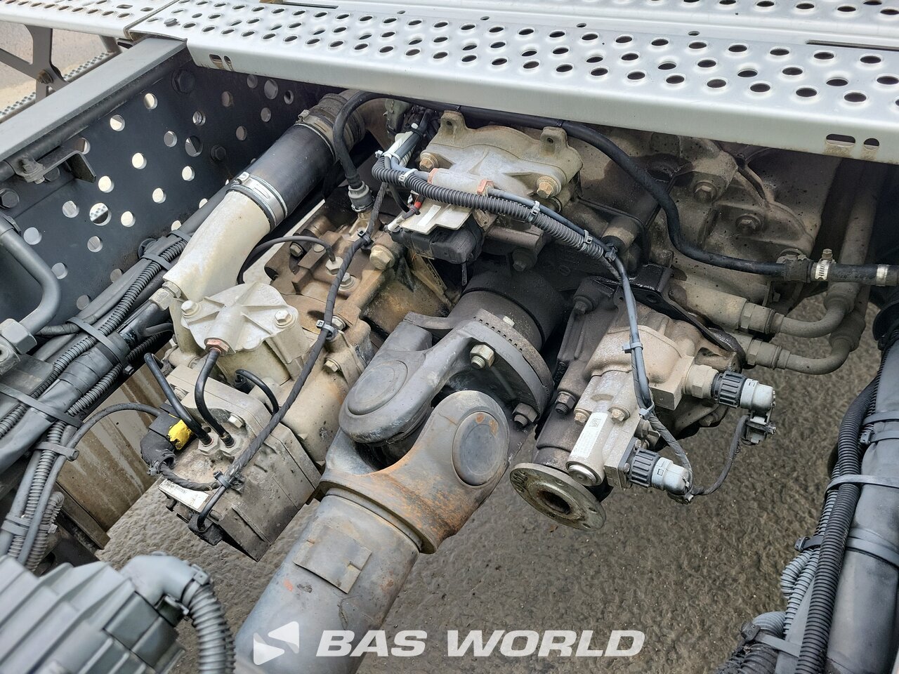 Other : Mercedes Actros 1843 Cap tractor