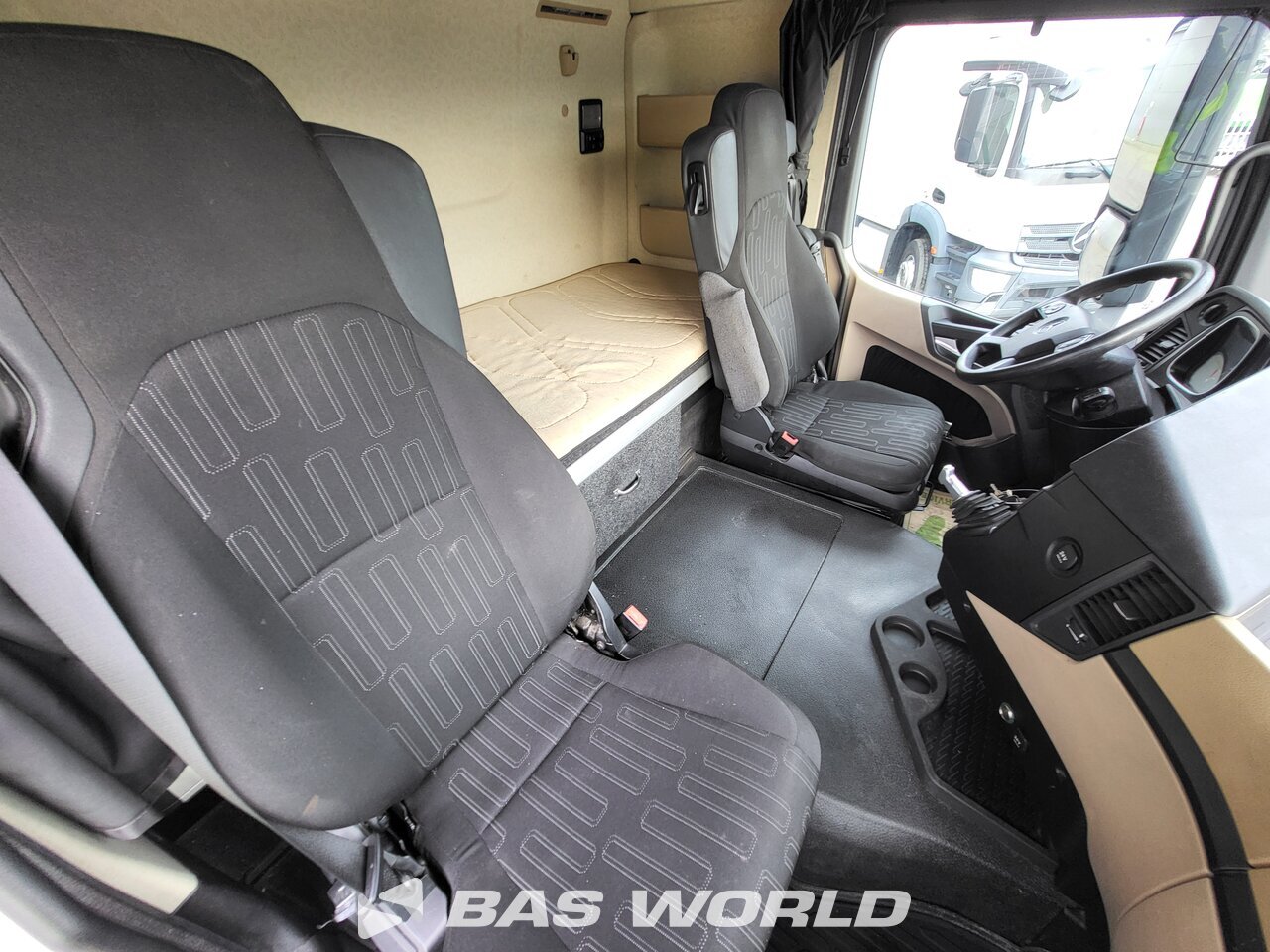 Other : Mercedes Actros 1843 Cap tractor