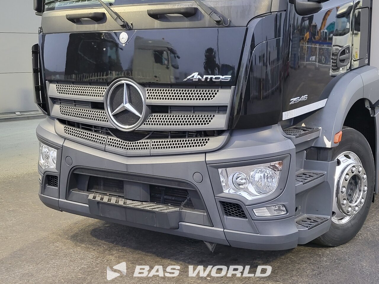 Other : Mercedes Antos 2546 Carrosseries fourgons