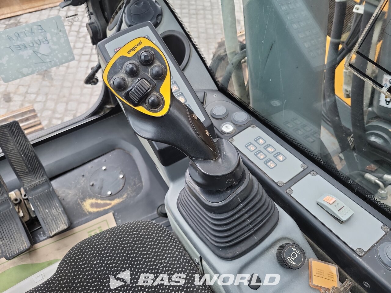 Other : Liebherr R926 Crawler excavators