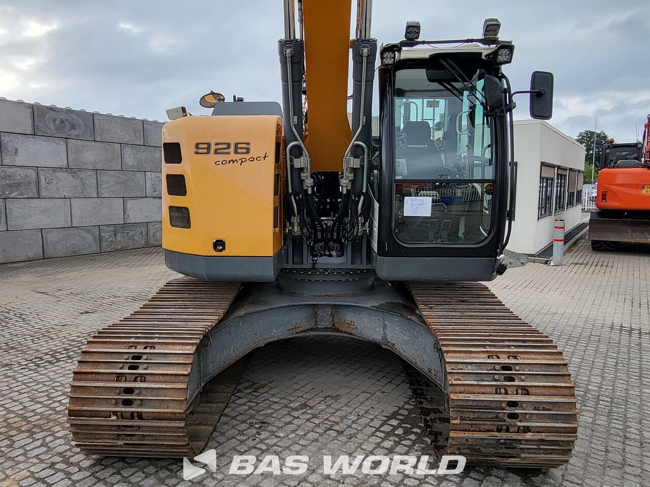 Other : Liebherr R926 Crawler excavators