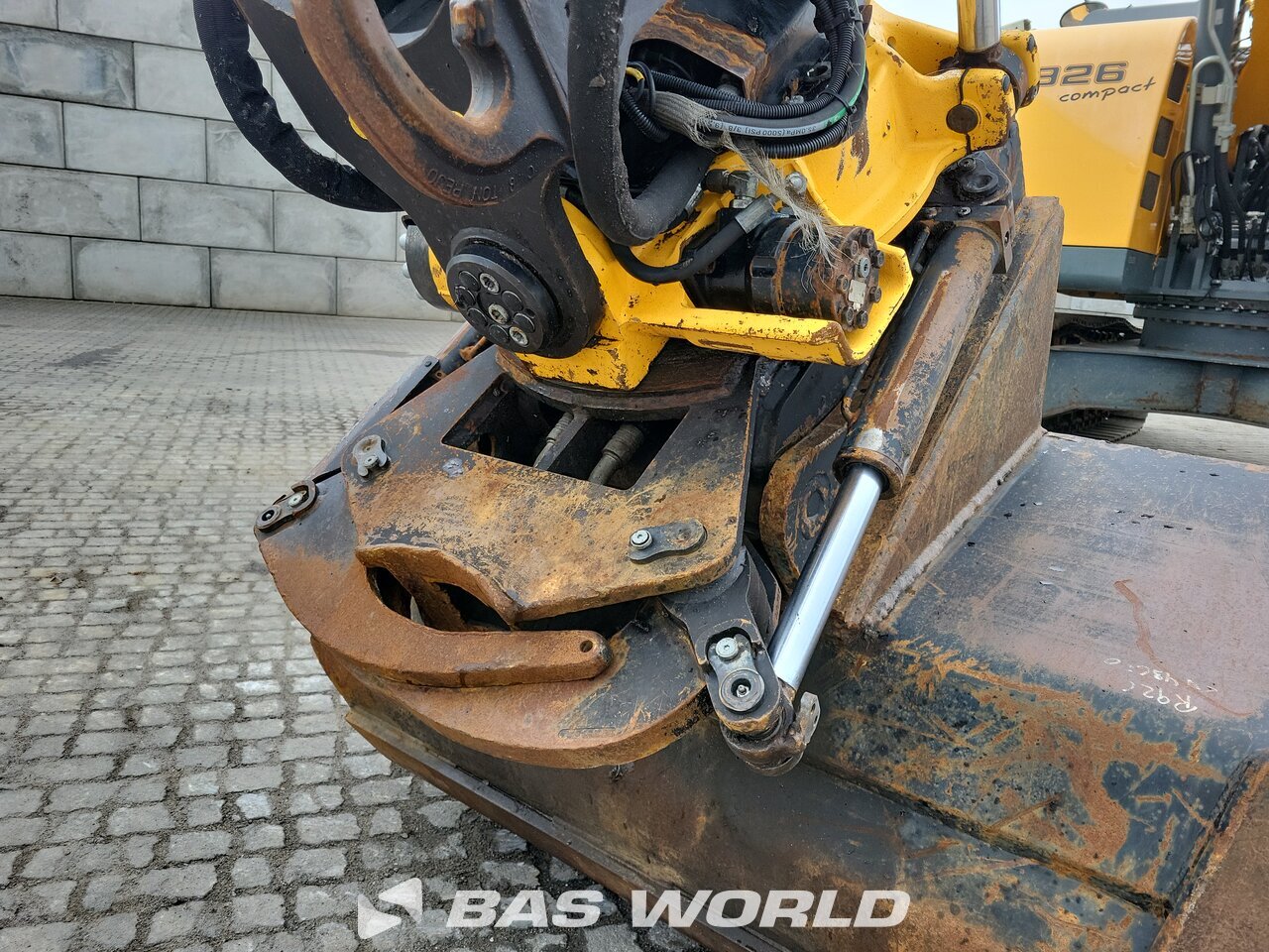 Other : Liebherr R926 Crawler excavators