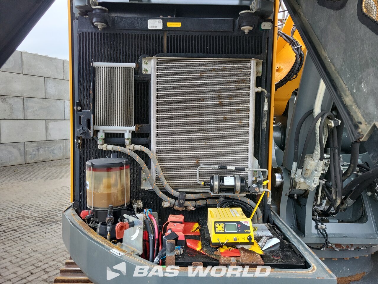 Other : Liebherr R926 Crawler excavators