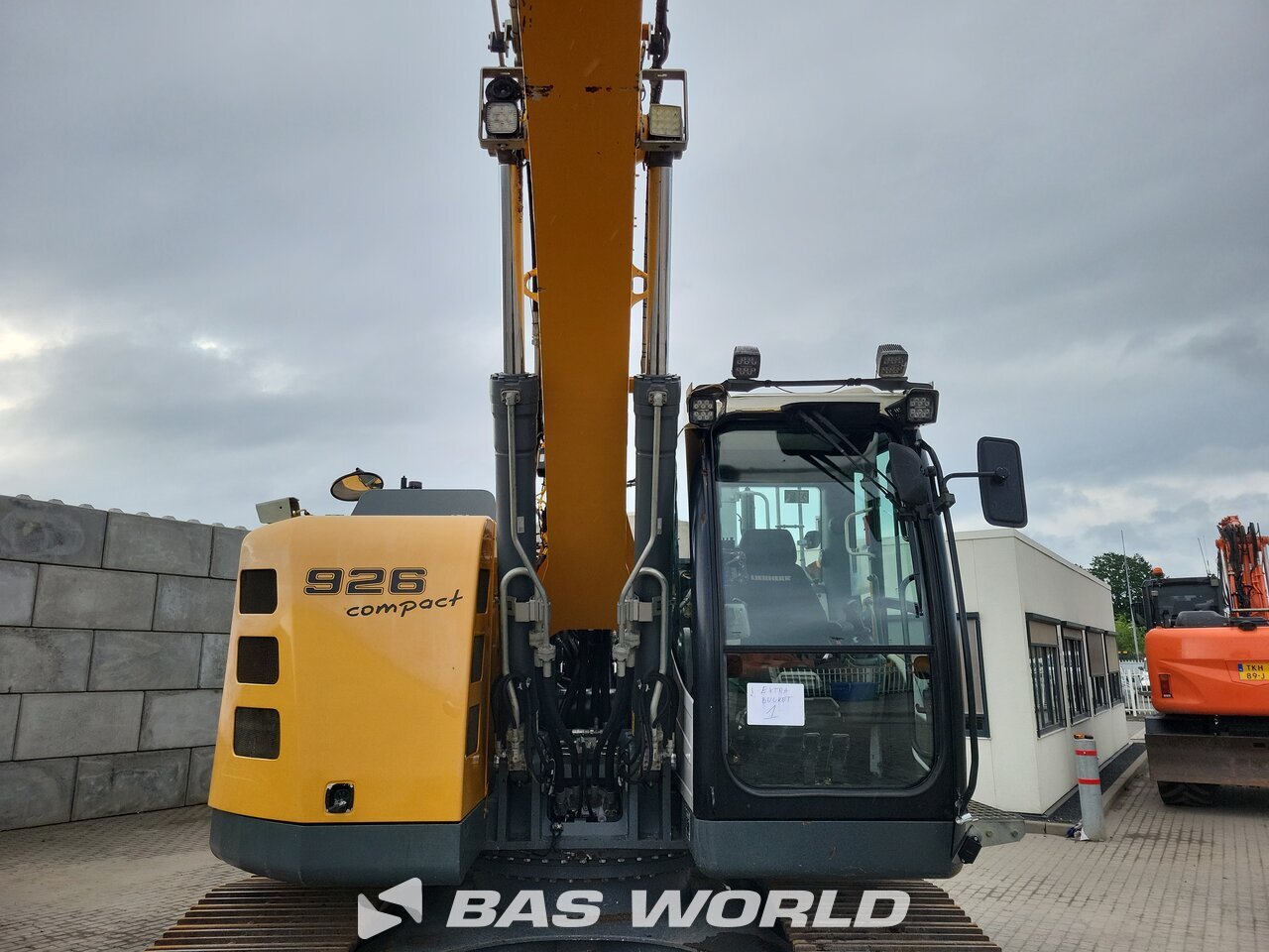 Other : Liebherr R926 Crawler excavators