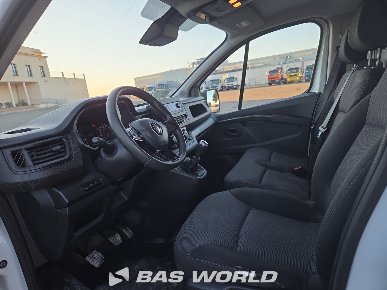 Other : Renault Trafic 130pk Fourgon utilitaire