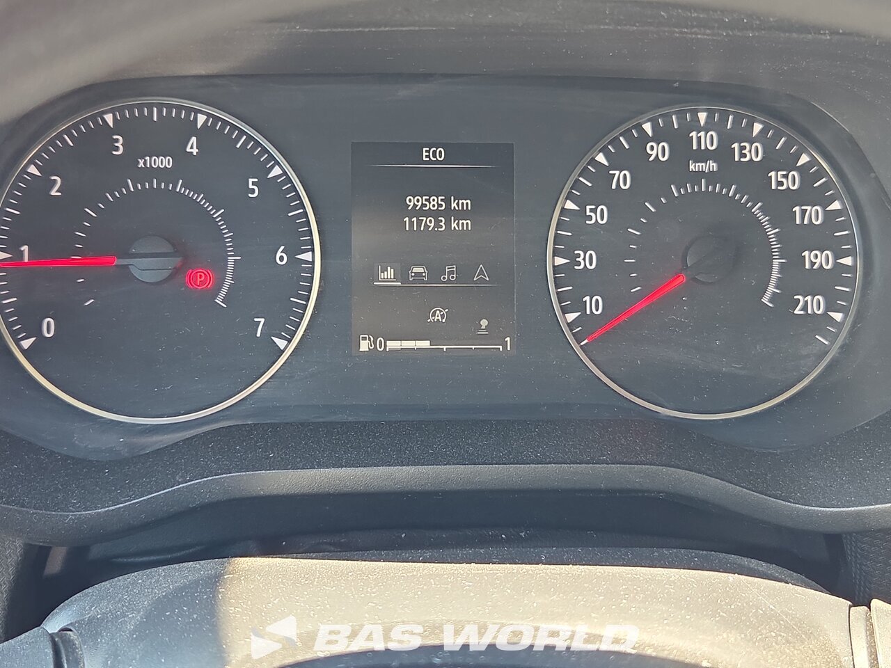 Other : Renault Trafic 130pk Suljettu pakettiauto