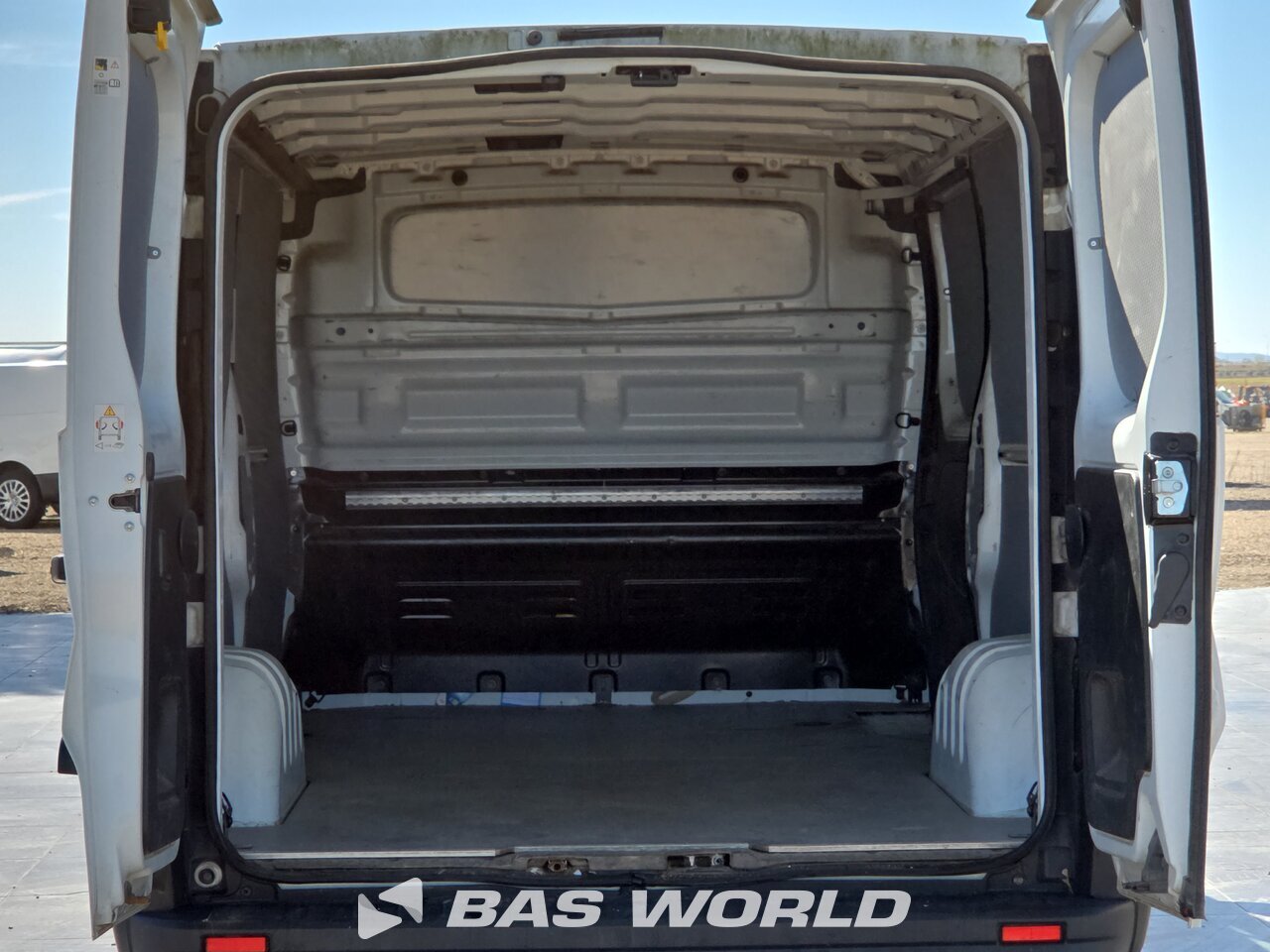 Other : Renault Trafic 130pk Suljettu pakettiauto
