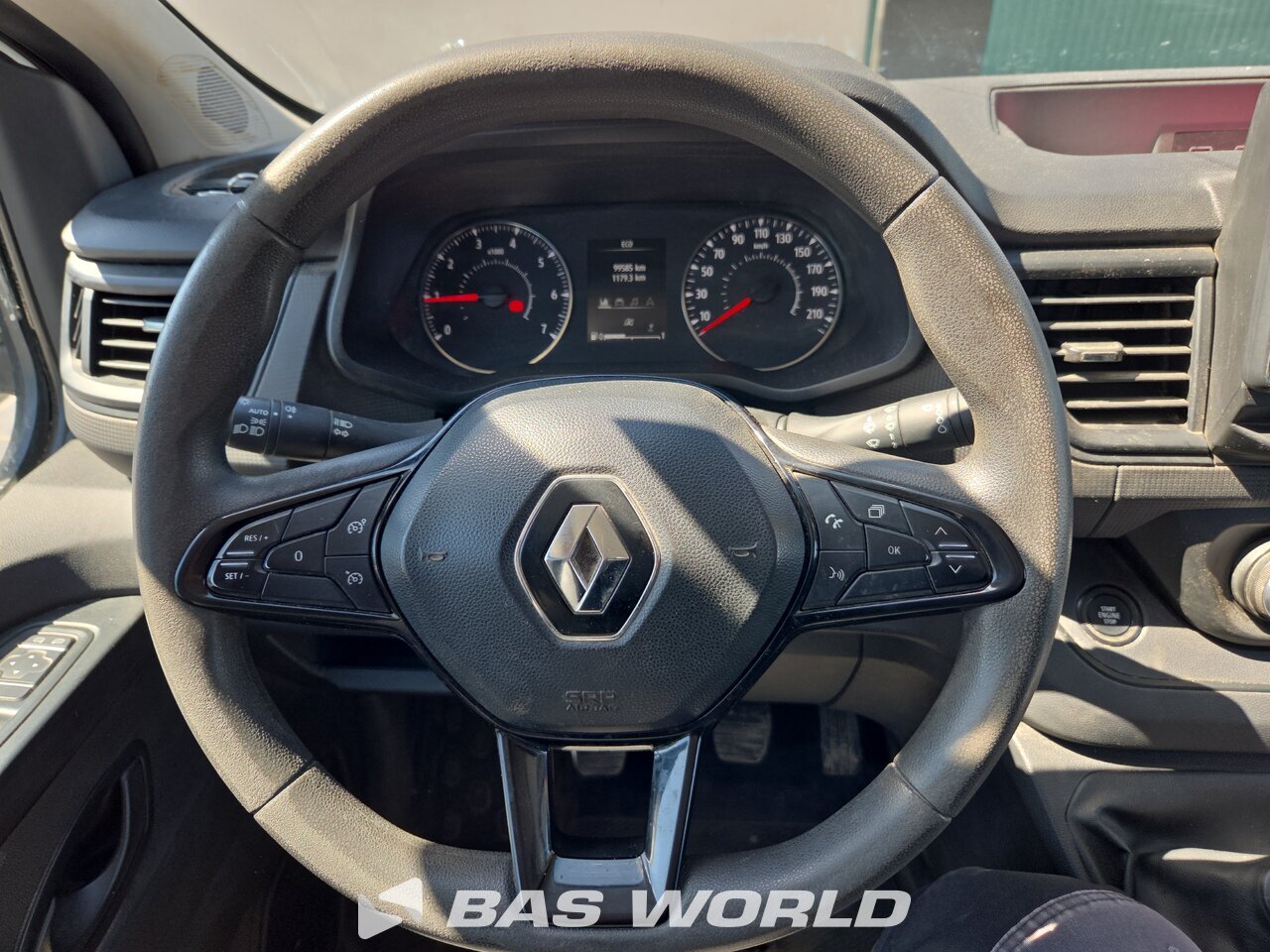 Other : Renault Trafic 130pk Suljettu pakettiauto