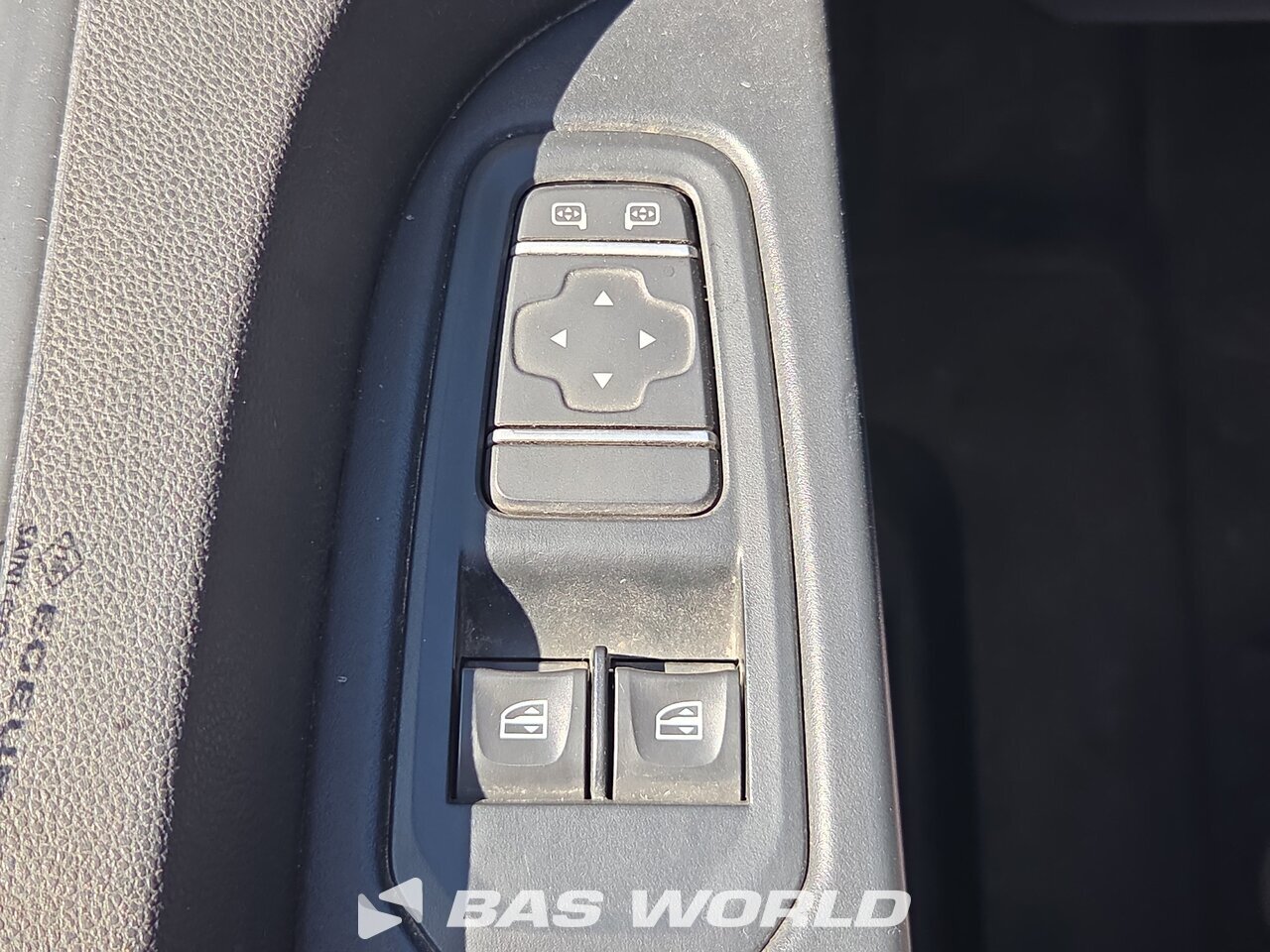Other : Renault Trafic 130pk Suljettu pakettiauto