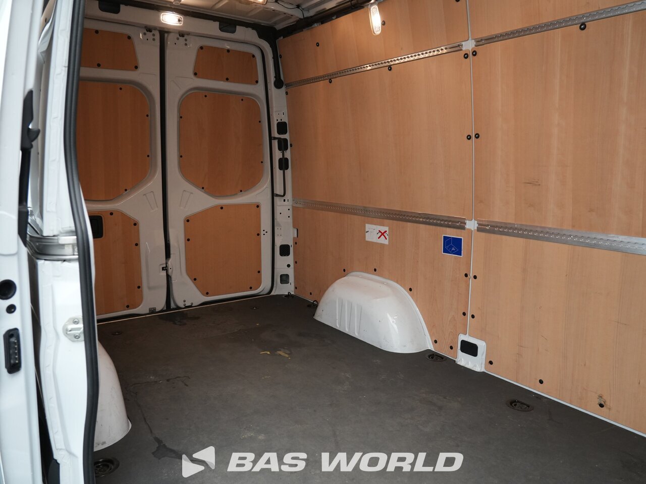 Other : Mercedes Sprinter 317 CDI Closed box van