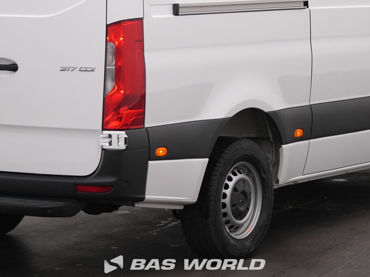 Other : Mercedes Sprinter 317 CDI Closed box van