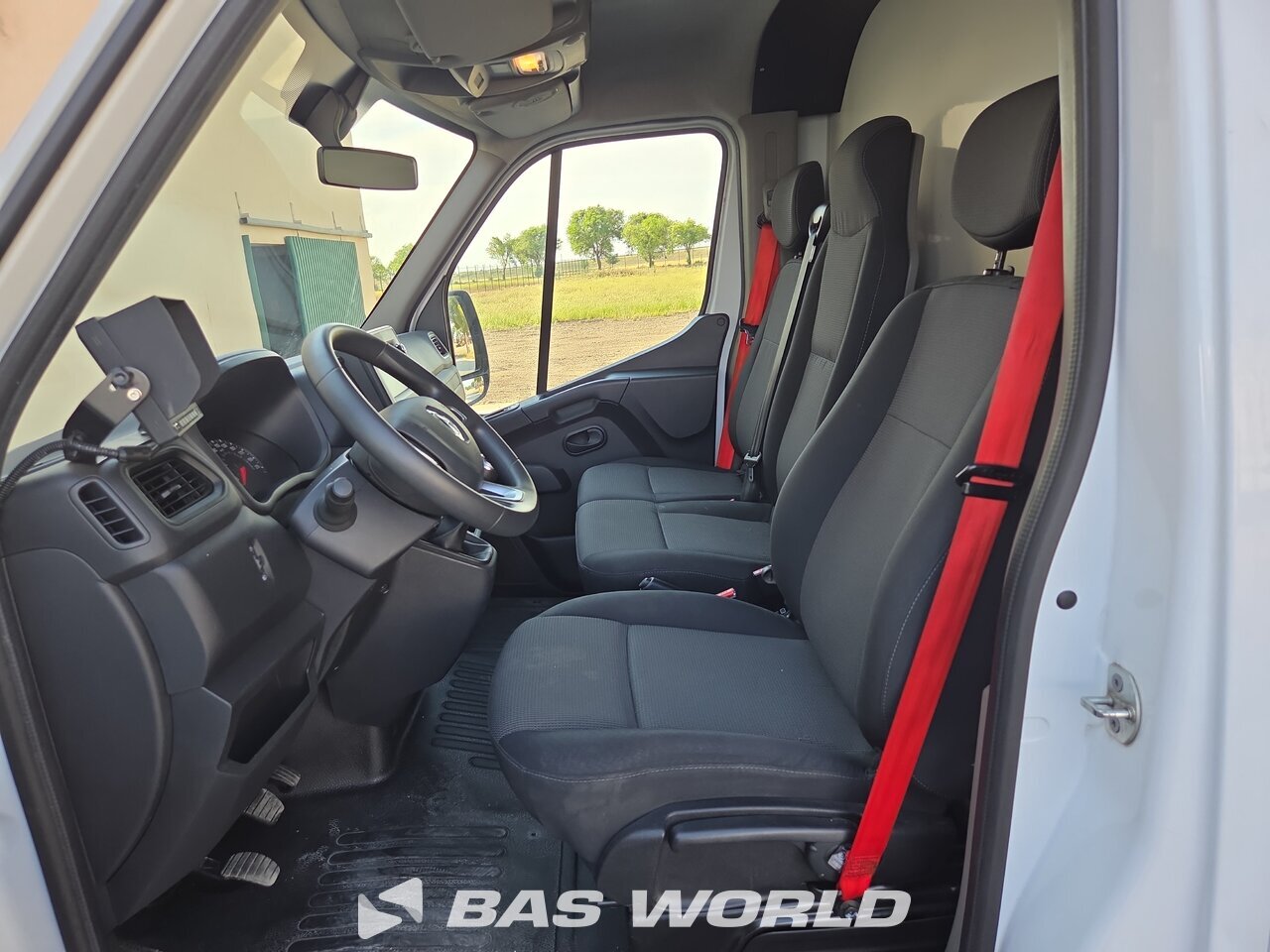 Other : Renault Master 145PK Umpikorit rungot