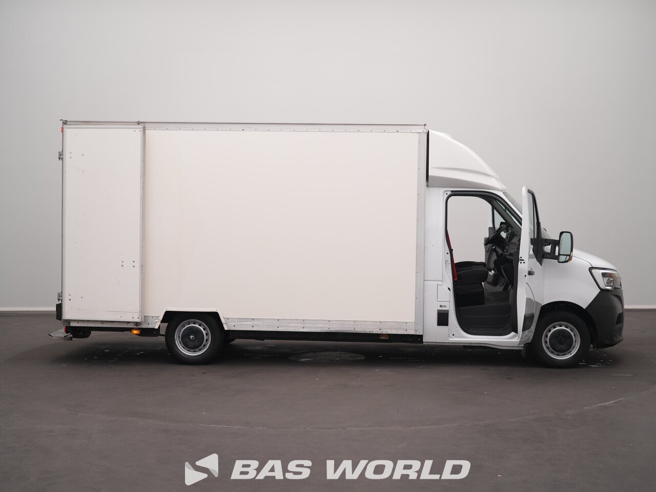 Other : Renault Master 145PK Box body