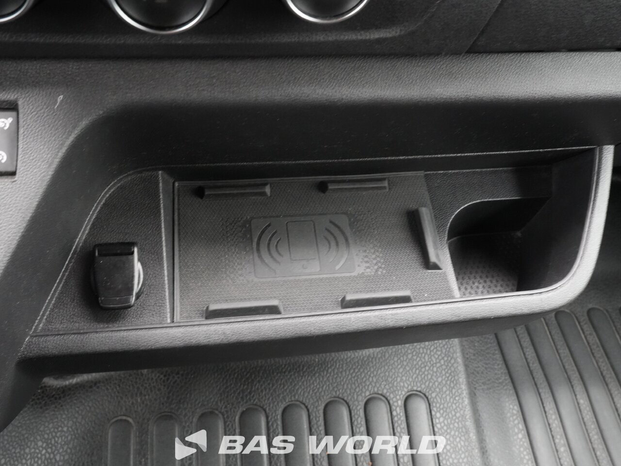 Other : Renault Master 145PK Box body
