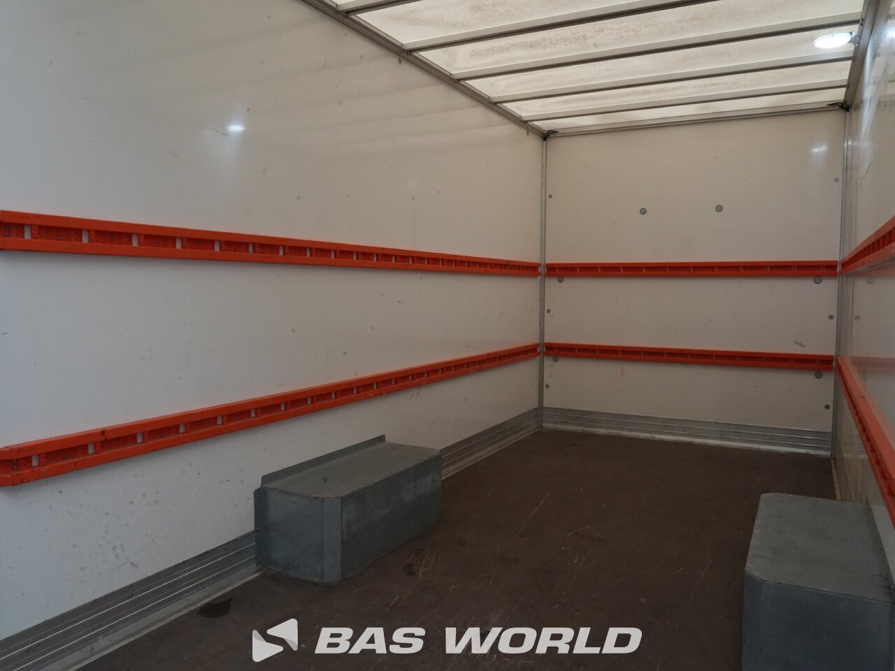 Other : Renault Master 145PK Box body