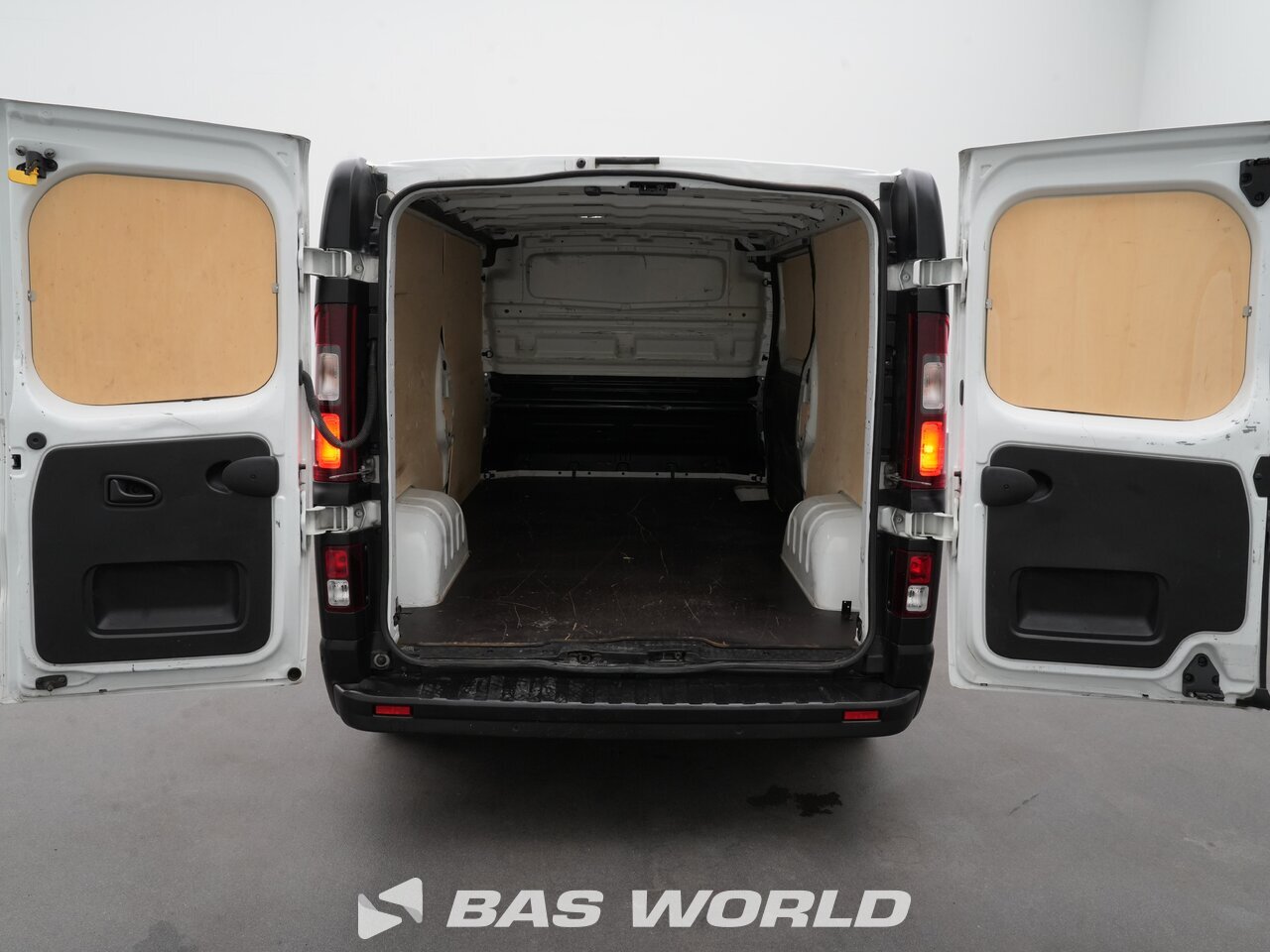 Other : Renault Trafic 150pk Suljettu pakettiauto