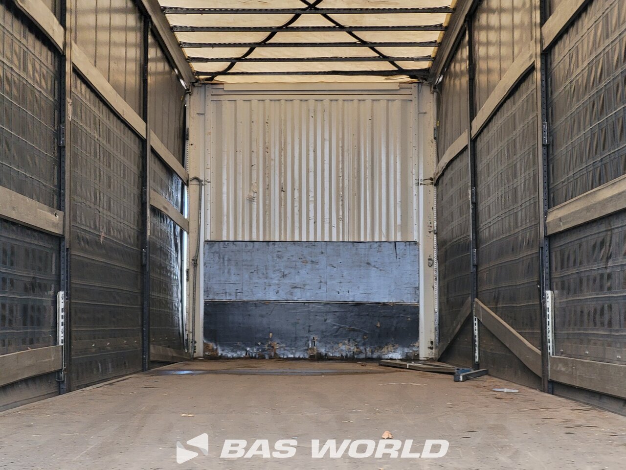 Other : Kässbohrer CXL050R123 Curtainside semi-trailer