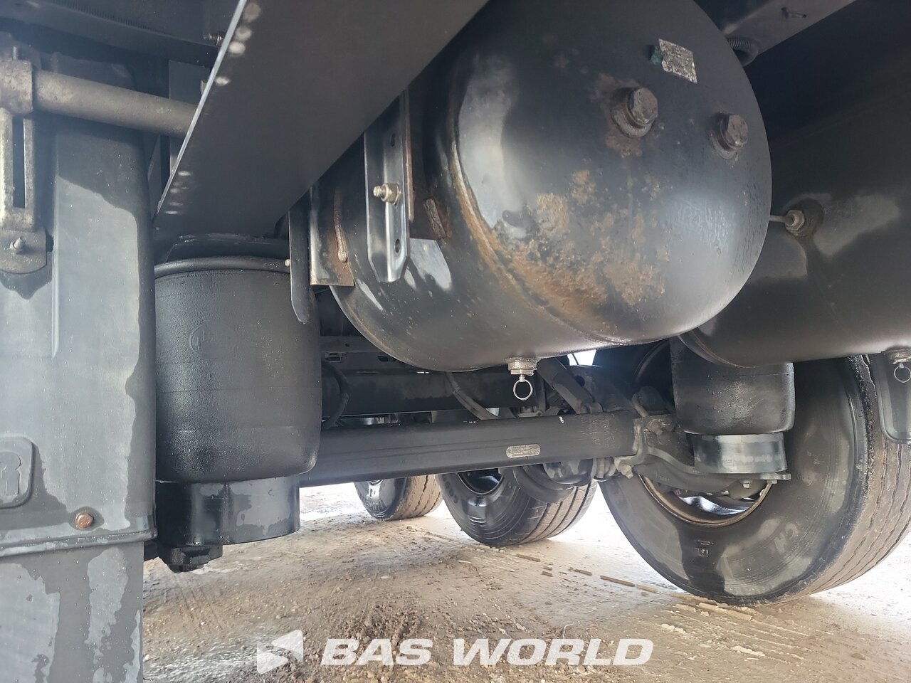 Other : Kässbohrer CXL050R123 Curtainside semi-trailer
