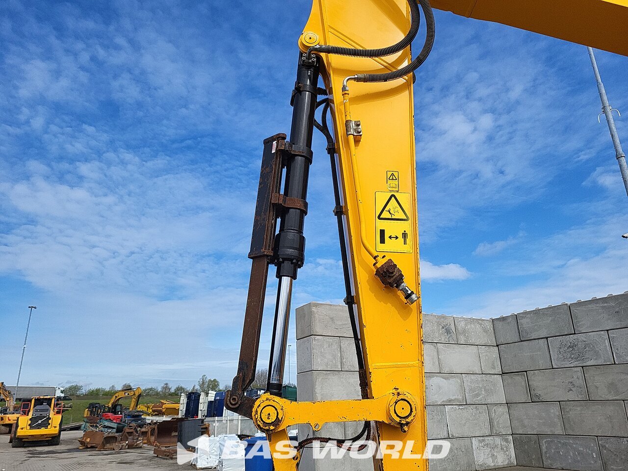 Other : JCB 140X L 4F Bageri gusjeničari