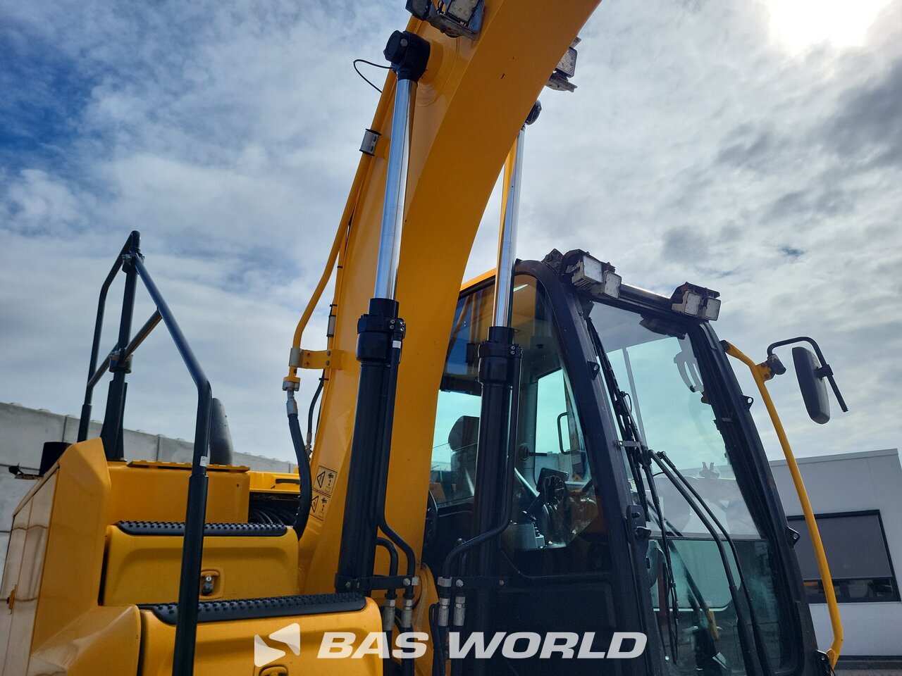 Other : JCB 140X L 4F Bageri gusjeničari