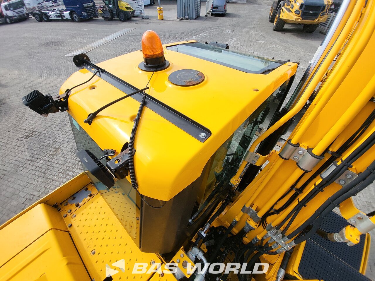 Other : JCB 140X L 4F Bageri gusjeničari