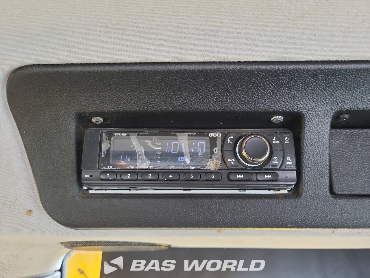 Other : JCB 140X L 4F Bageri gusjeničari