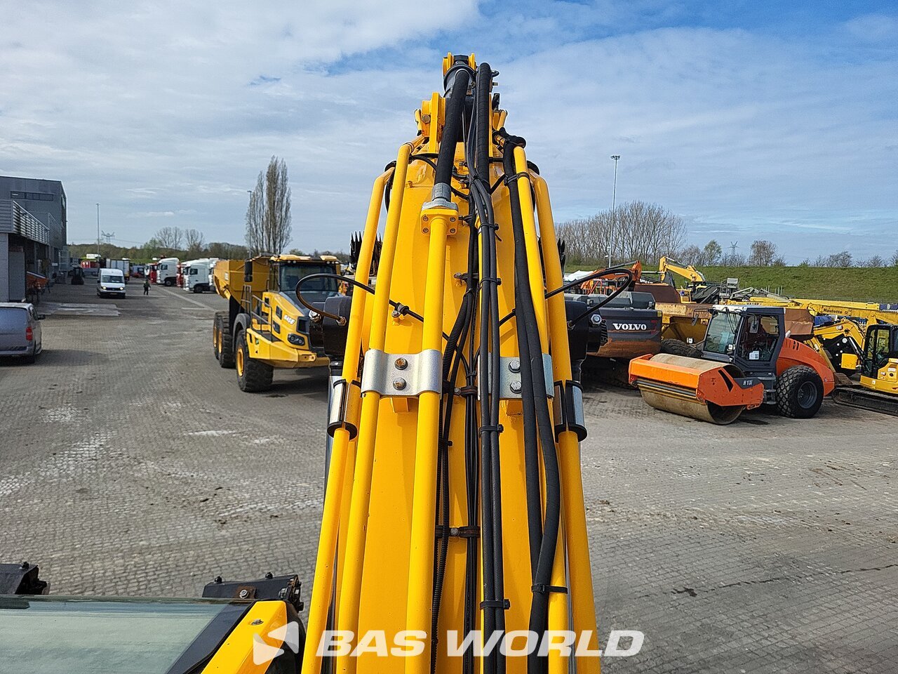 Other : JCB 140X L 4F Bageri gusjeničari