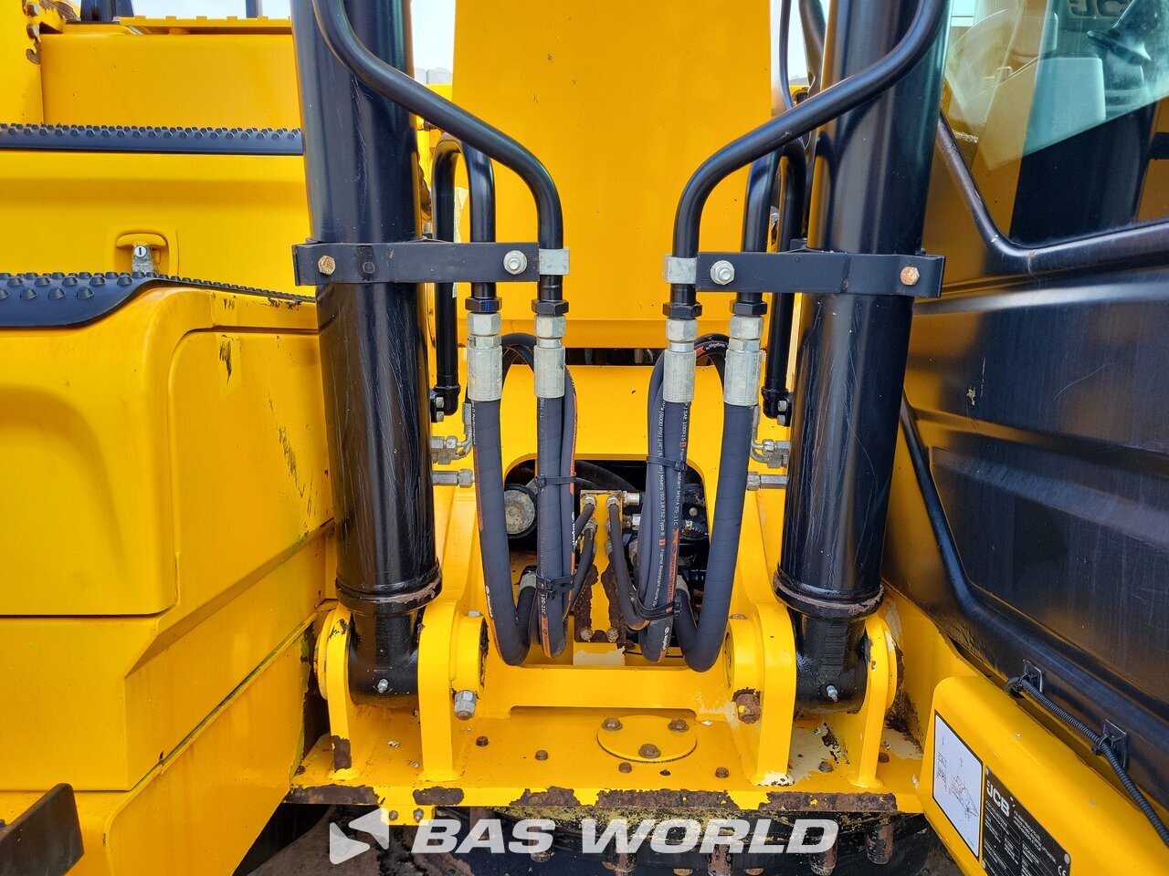 Other : JCB 140X L 4F Bageri gusjeničari