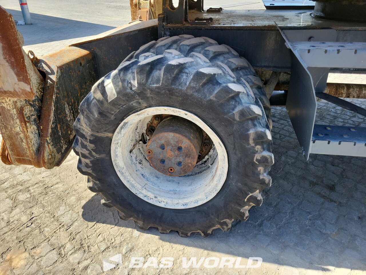 Other : Komatsu PW180 -7E0 Bager na kotače