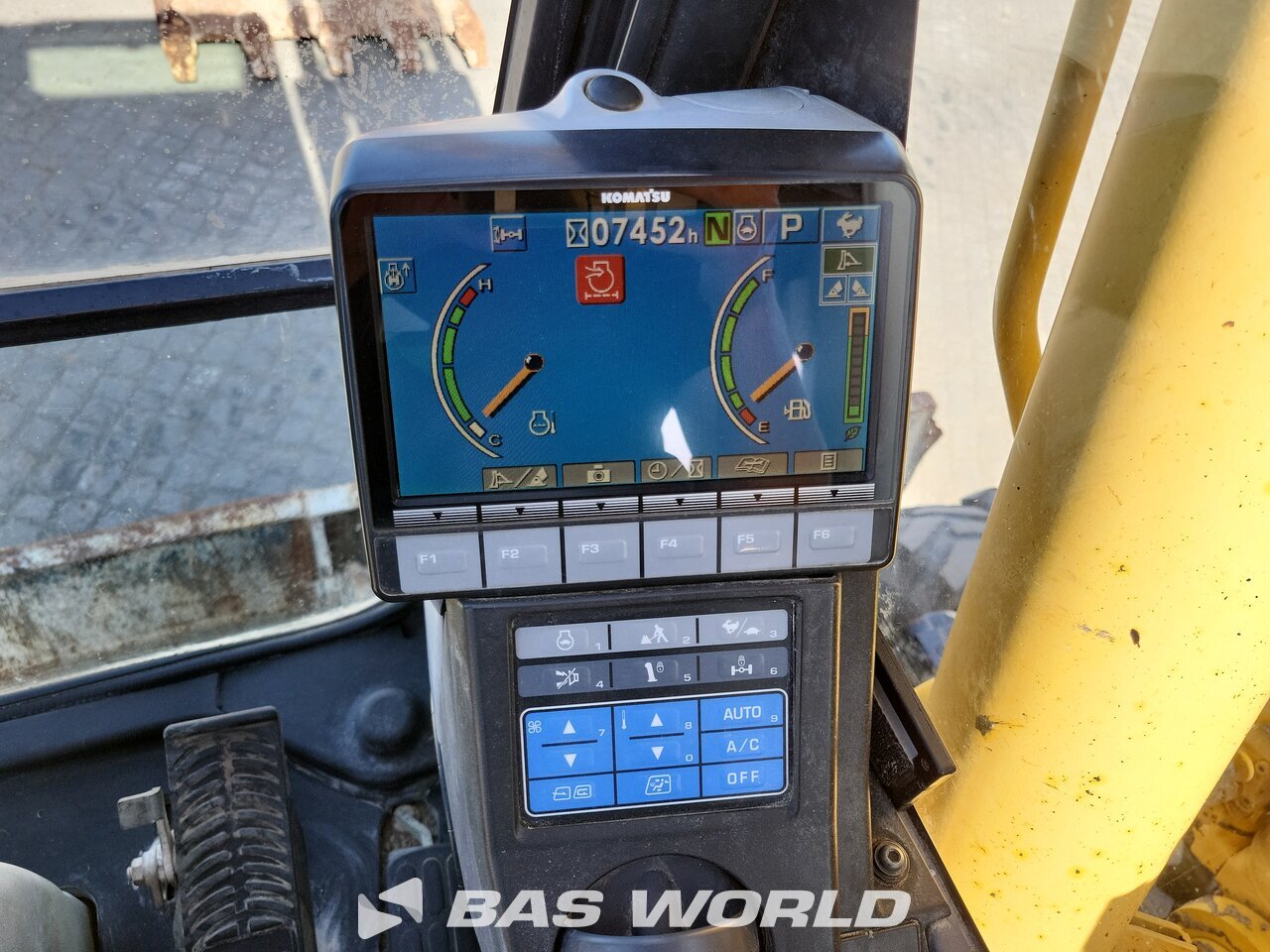 Other : Komatsu PW180 -7E0 Bager na kotače