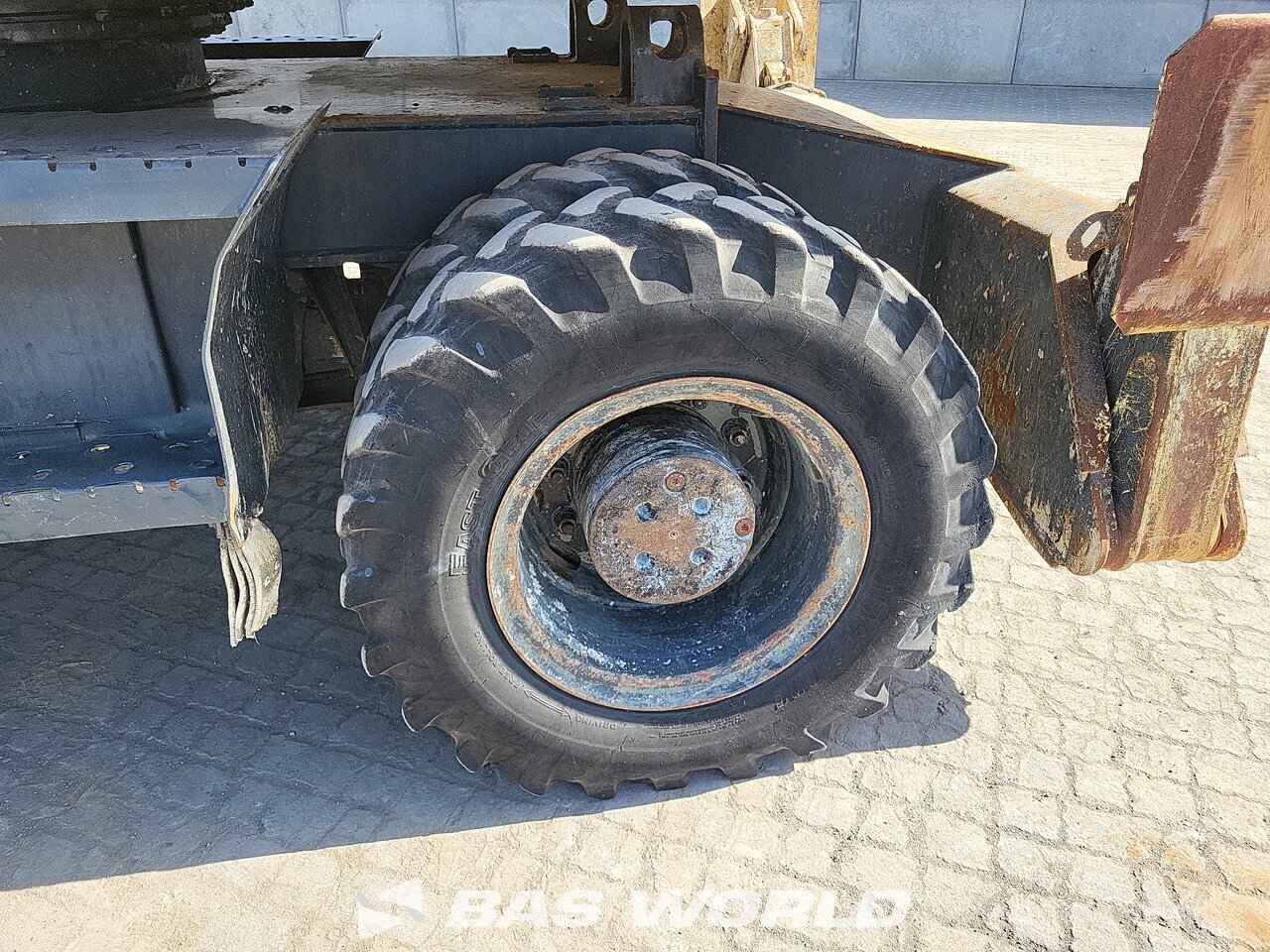 Other : Komatsu PW180 -7E0 Bager na kotače