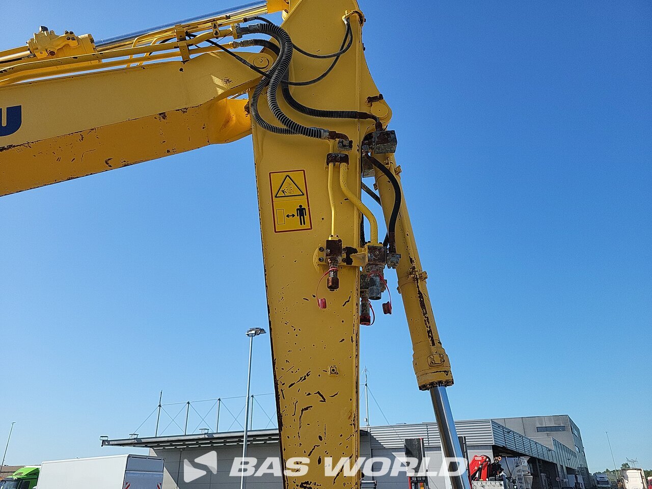 Other : Komatsu PW180 -7E0 Bager na kotače