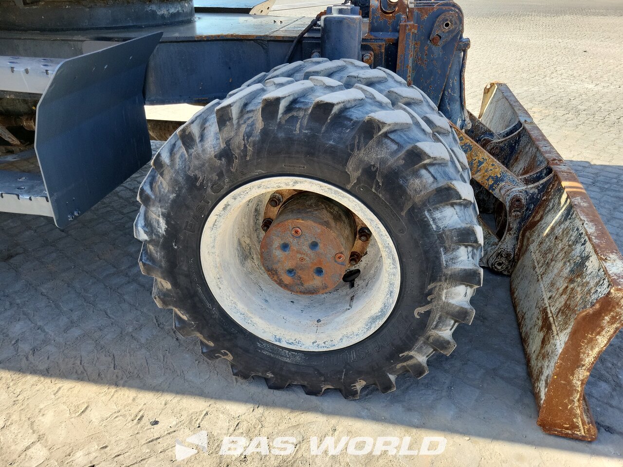 Other : Komatsu PW180 -7E0 Bager na kotače