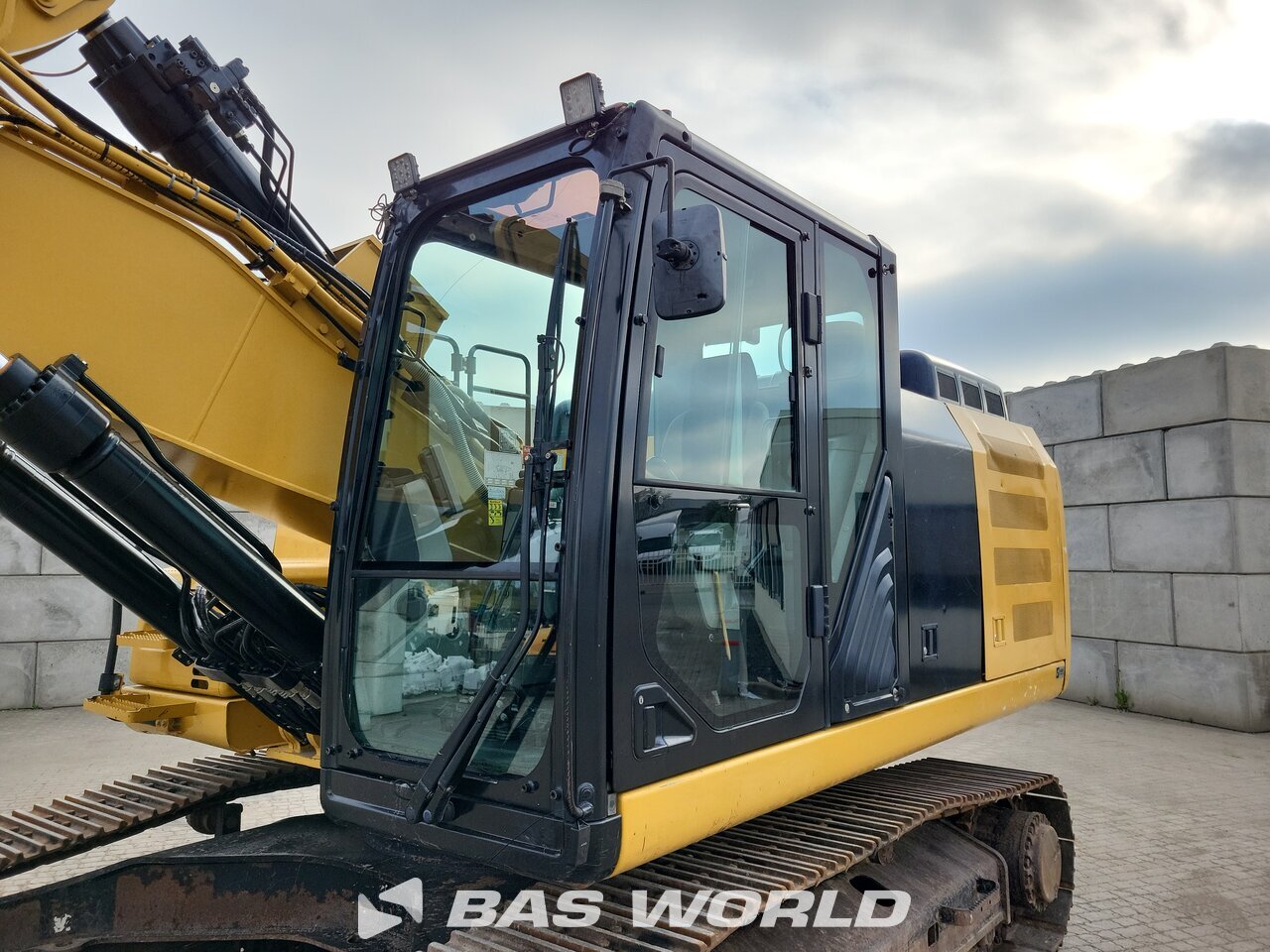Other : Caterpillar 326 F LN Excavator pe șenile
