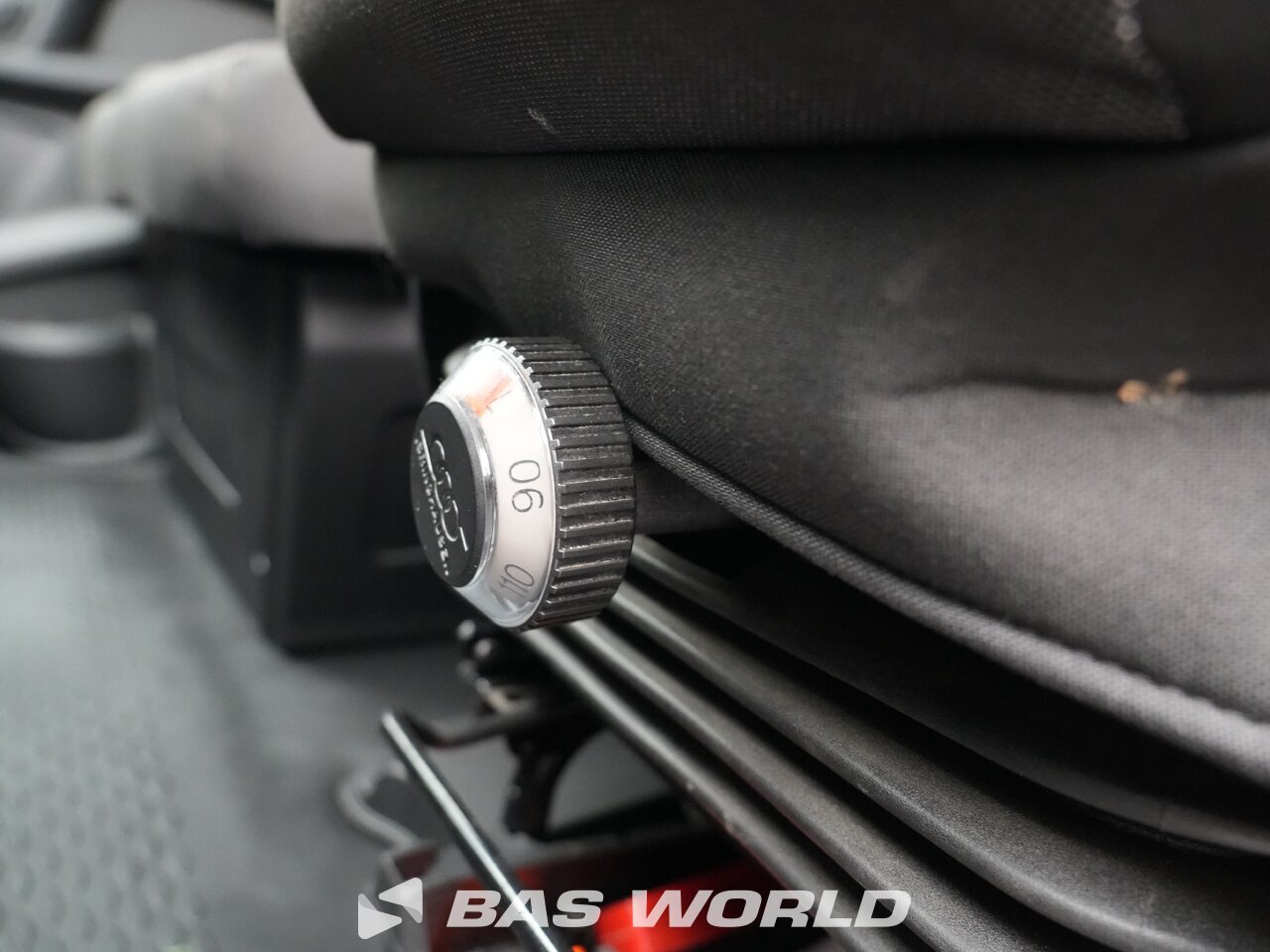 Other : Iveco Daily 35S18 закрыто