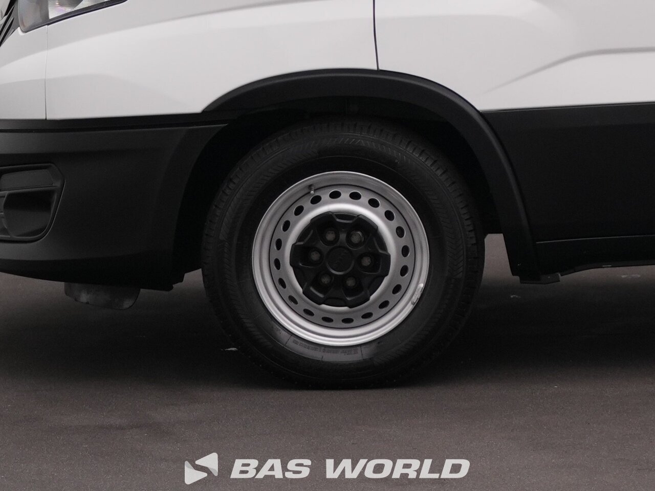 Other : Iveco Daily 35S18 закрыто