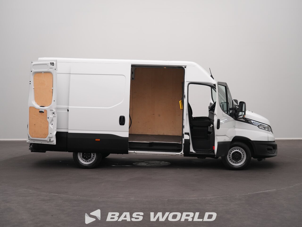 Other : Iveco Daily 35S18 закрыто