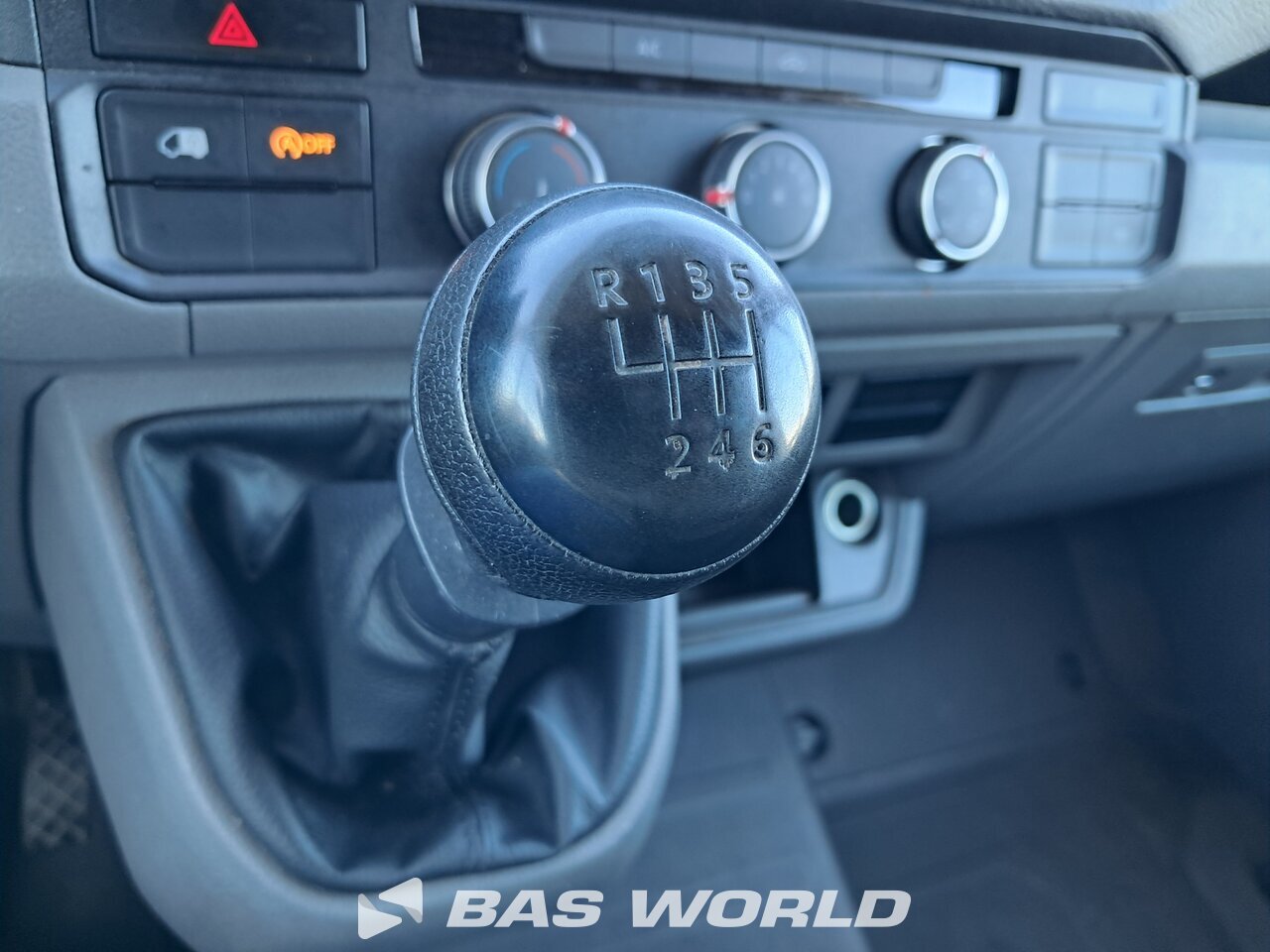 Other : Volkswagen Crafter 140pk Kastenwagen