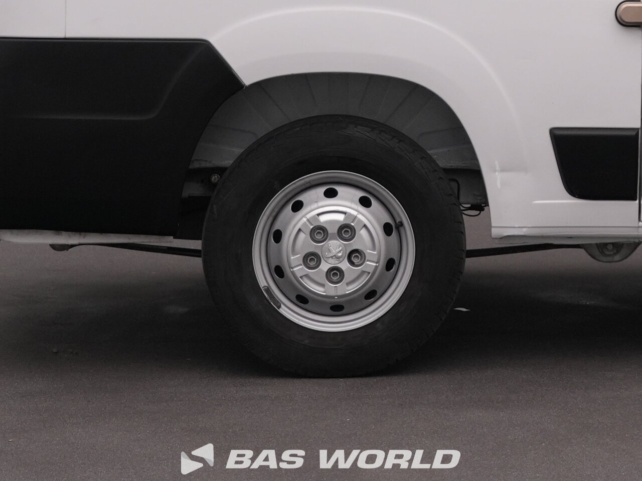 Other : Peugeot Boxer 140PK شاحنة خفيفة بصندوق مغلق