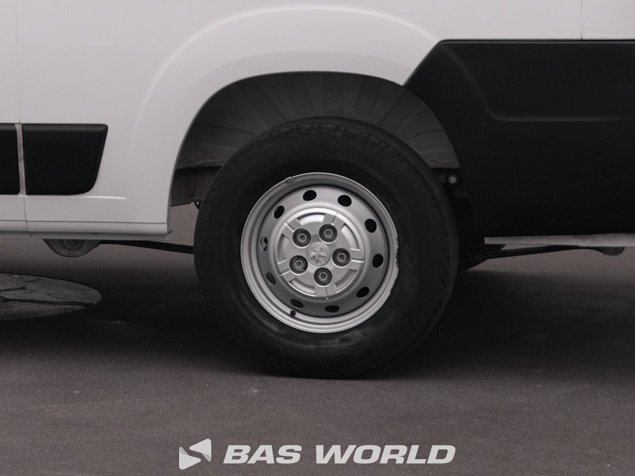 Other : Peugeot Boxer 140PK شاحنة خفيفة بصندوق مغلق