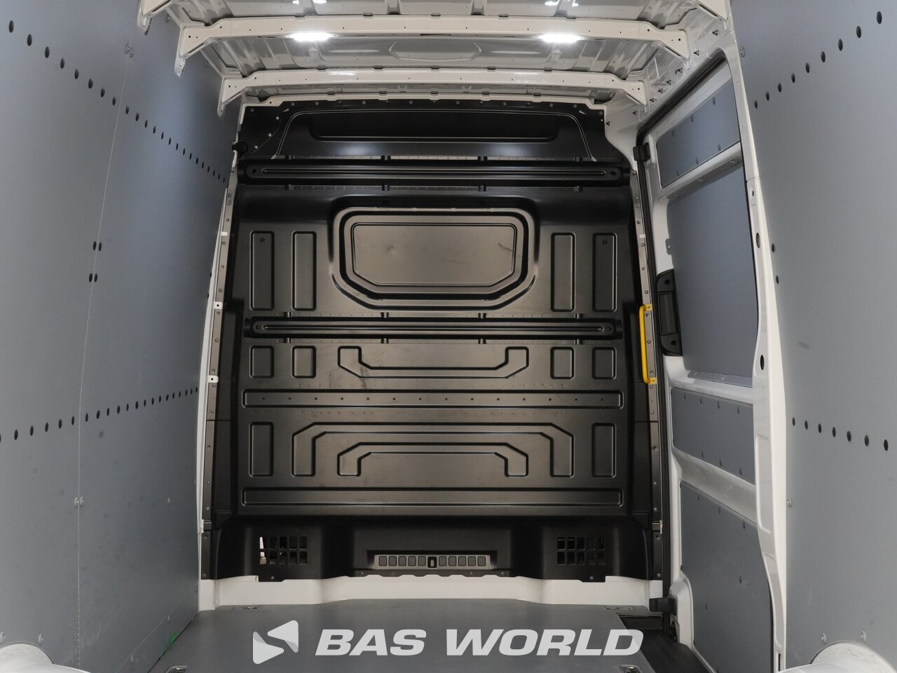 Other : Volkswagen Crafter 140pk Kastenwagen